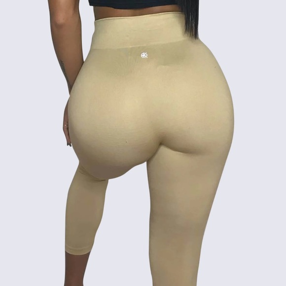 WBK Summer Leggings - Picture 2 of 12